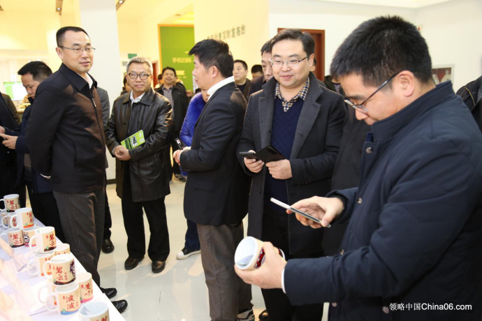 全州绿色农产品“泉涌”、茶产业发展观摩暨易地扶贫搬迁工作调度推进会在领略中国大数据中心召开