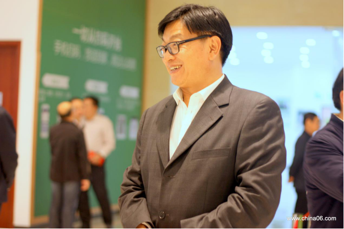 2018年度左右江革命老区市（州）政协主席工作联席会议成员赴贵定领略中国考察农村电商扶贫工作