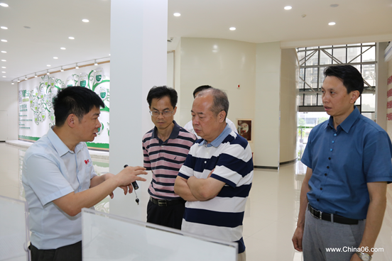 产业推动电商扶贫：贵州省毕节市副市长姜建静赴领略中国大数据中心考察调研产业电商扶贫