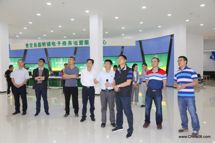 江门，我们不见不散：广东省江门市蓬江区党政团队携上市企业领导人赴领略中国观摩电商精准扶贫新模式