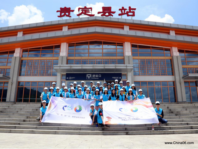 广东大学生社会实践：哪个学校34人第2次到贫困村？