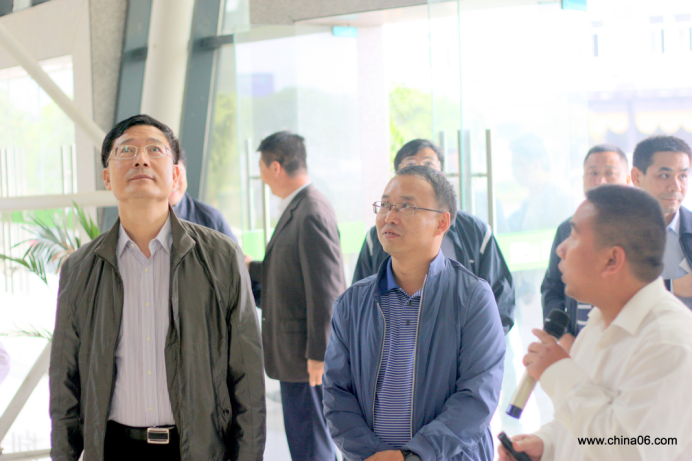 水相依 携手同行——广州市委组织部赴黔南州考察调研电商扶贫工作