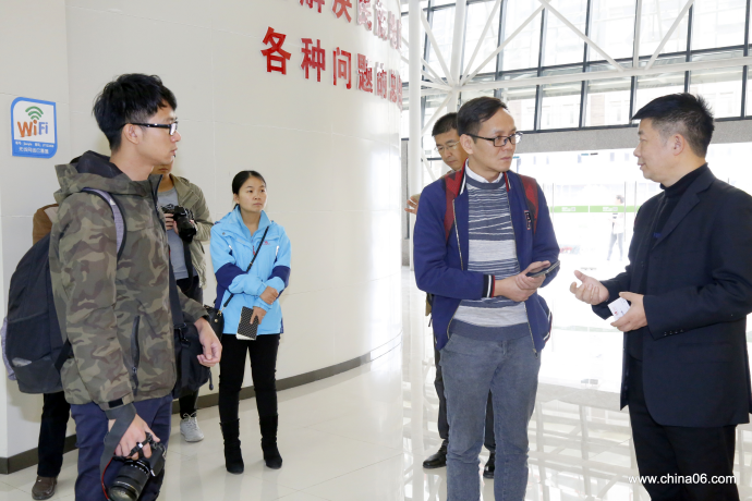 求是《小康》新闻采访“广州援黔三年记”对口帮扶工作，远赴探索领略中国电商扶贫新模式