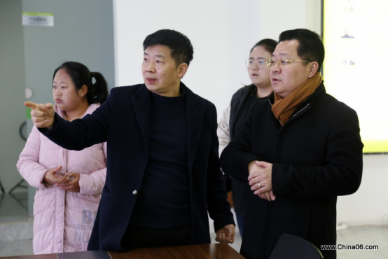 昭通市政府领导调研鲁甸县农村电子商务发展