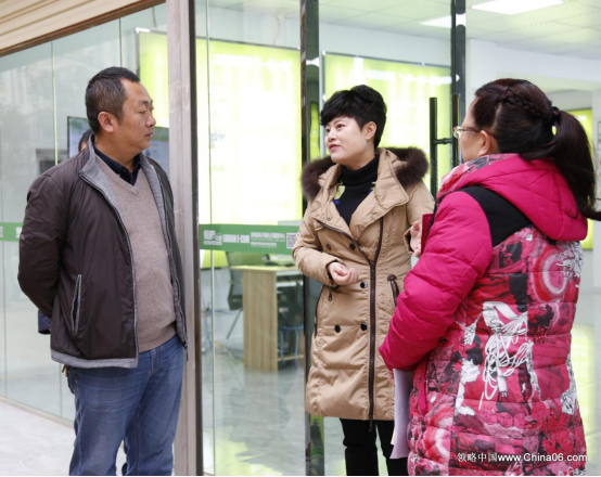 电商扶贫想做好？交流学习很重要。丘北县一行到鲁甸县考察学习