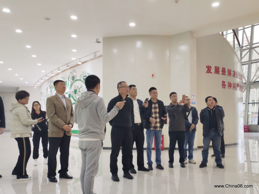 贵定电商扶贫：广东省第三扶贫协作工作组赴领略中国观摩电商扶贫案例