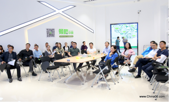 农村电商精准扶贫：省“放管服”改革第三调研组赴领略中国观摩电商扶贫案例