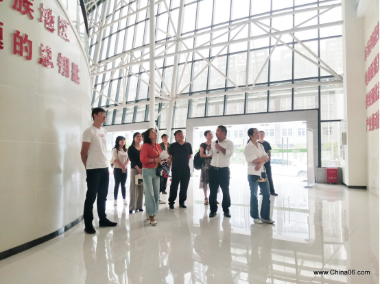 镇宁电商扶贫：镇宁县统计局赴领略中国观摩贵定电商扶贫案例