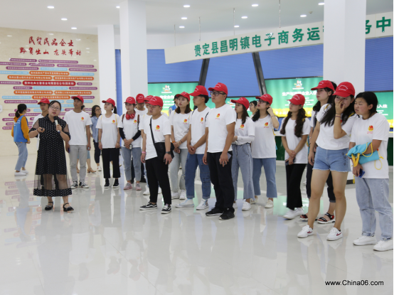 贵州大学生社会实践：哪个学校22人到贵定县贫困村？