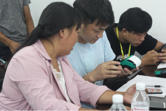 领略中国-鲁甸参加中国农业银行鲁甸支行惠农通服务点商户培训