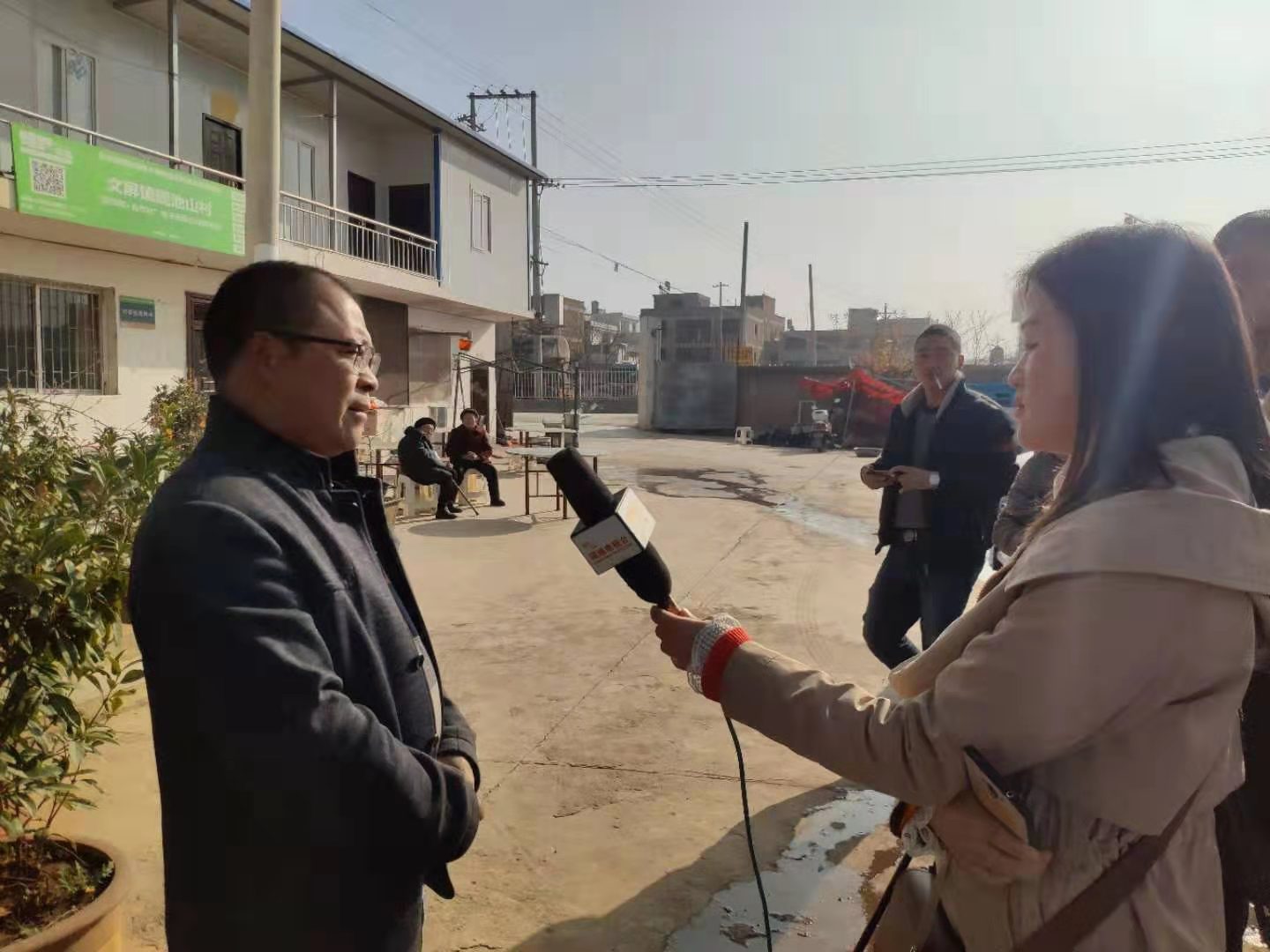 鲁甸电商扶贫模式如何？昭通电视台为您深入揭秘。